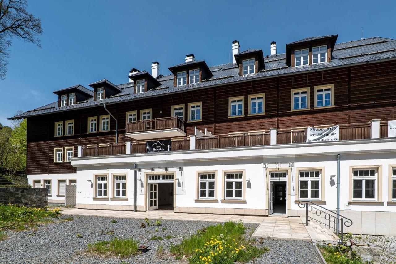 Aparthotel Hubertus Karlova Studánka Exterior foto